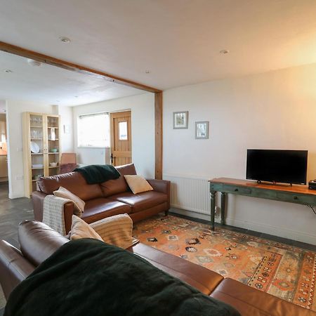 Caely Villa Llandrindod Wells Eksteriør billede
